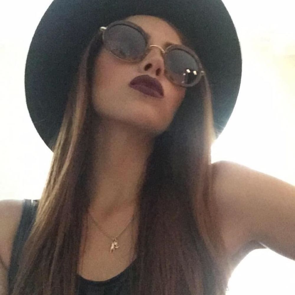 Meet your Posher, Karina